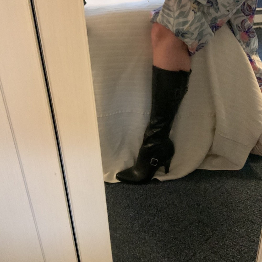 Leather boots - Picture 4 of 5